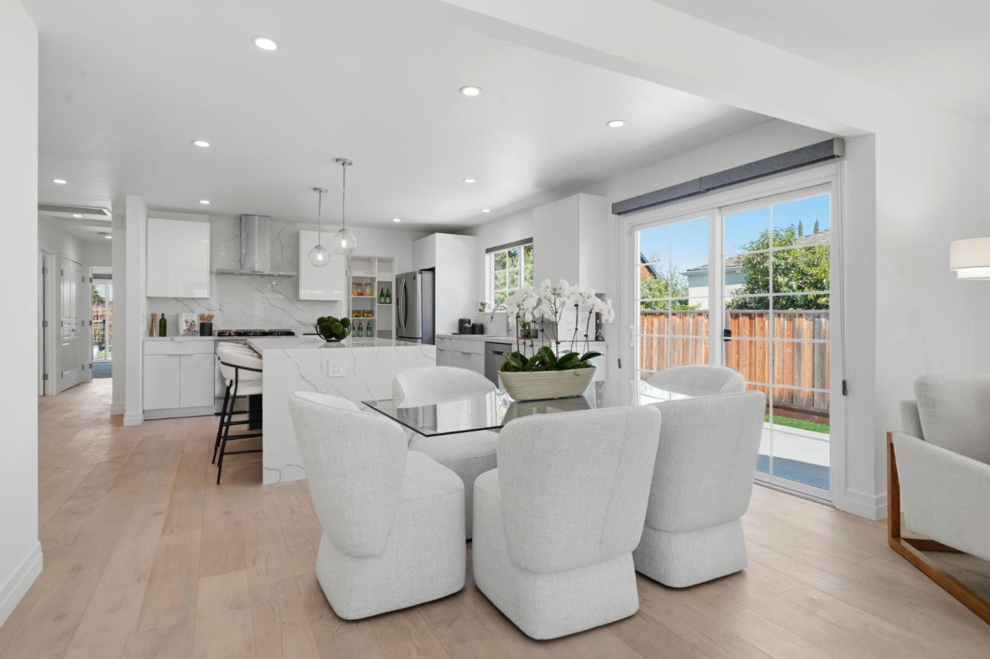280 Matadero Avenue