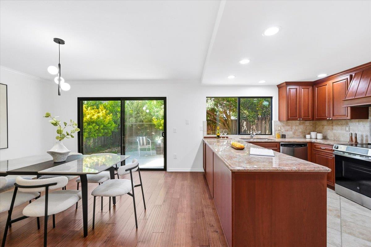 619 South Ahwanee Terrace