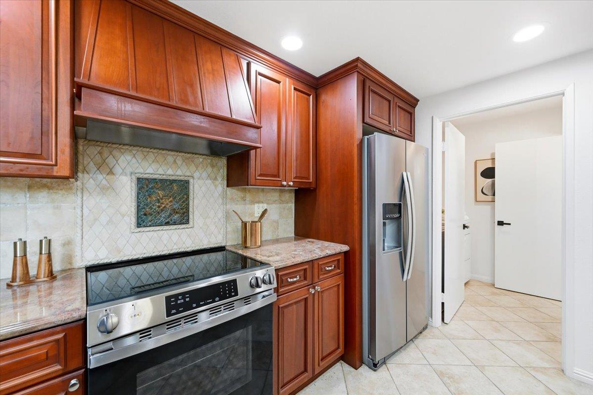 619 South Ahwanee Terrace