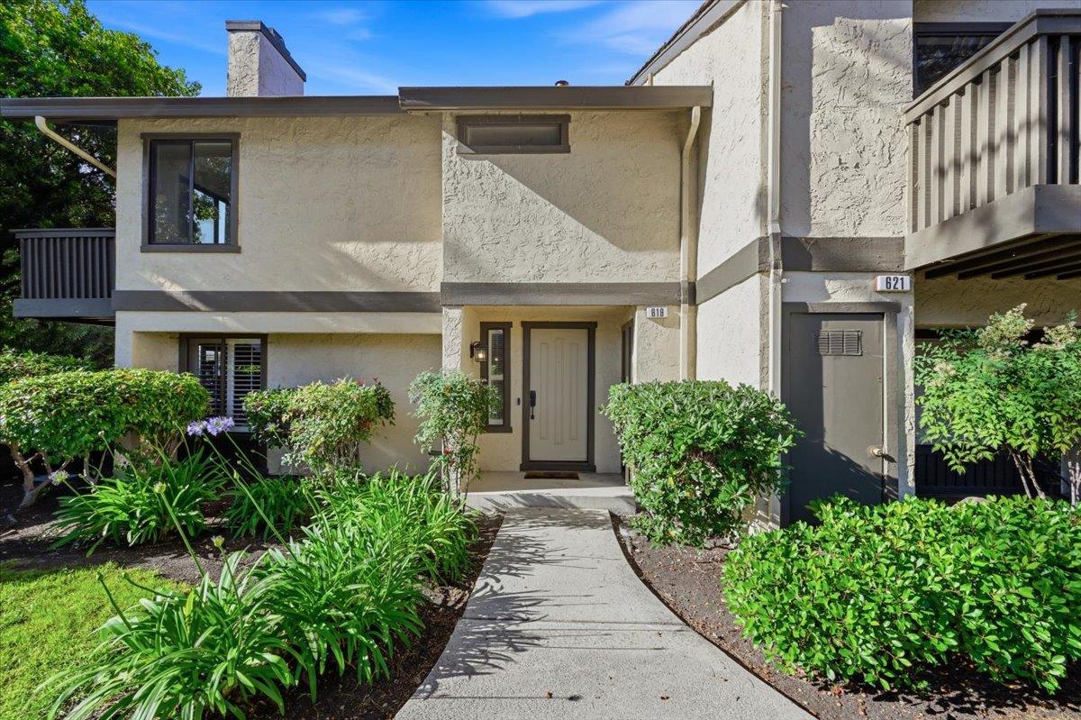 619 South Ahwanee Terrace