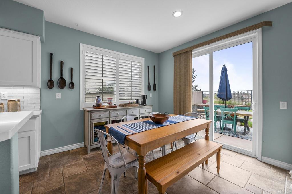 1228 Santa Lucia Road