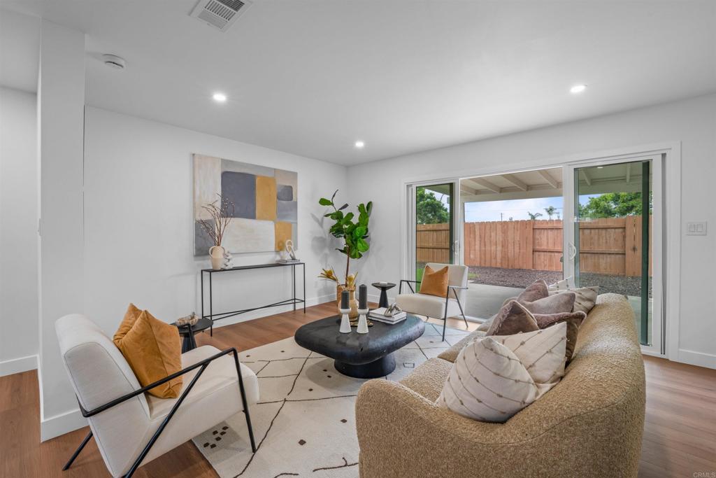 6266 Lake Aral Drive