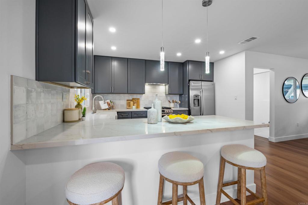 6266 Lake Aral Drive