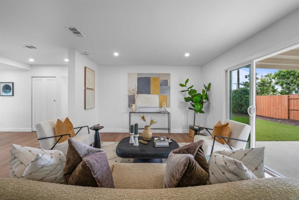 6266 Lake Aral Drive