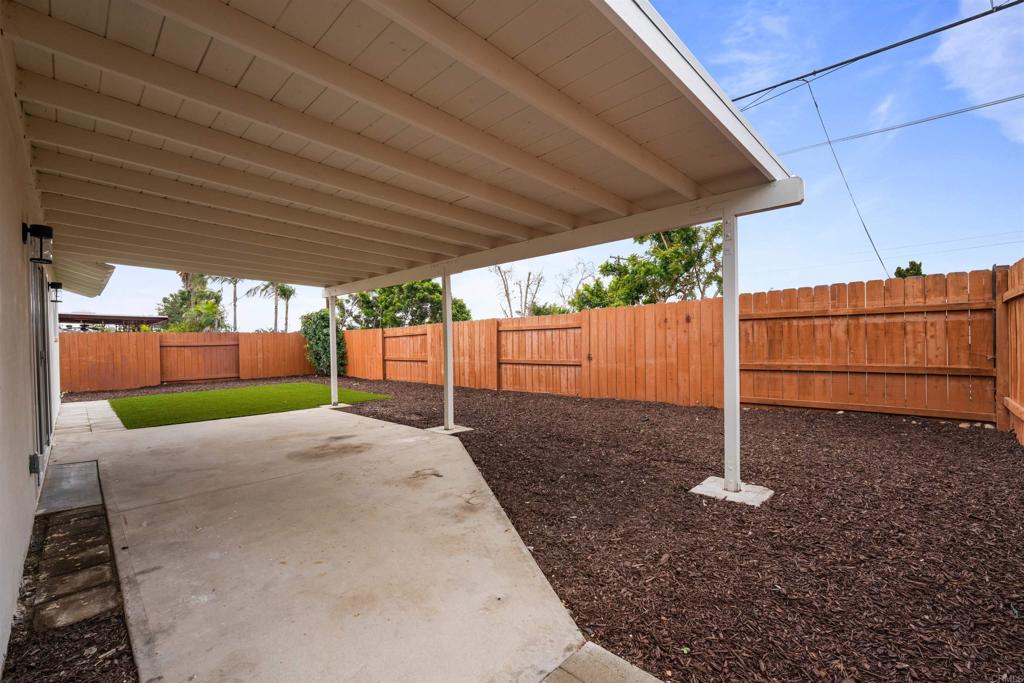 6266 Lake Aral Drive