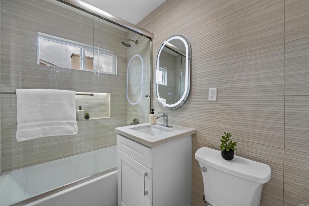 6266 Lake Aral Drive