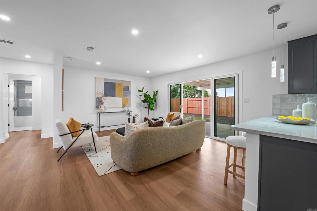 6266 Lake Aral Drive