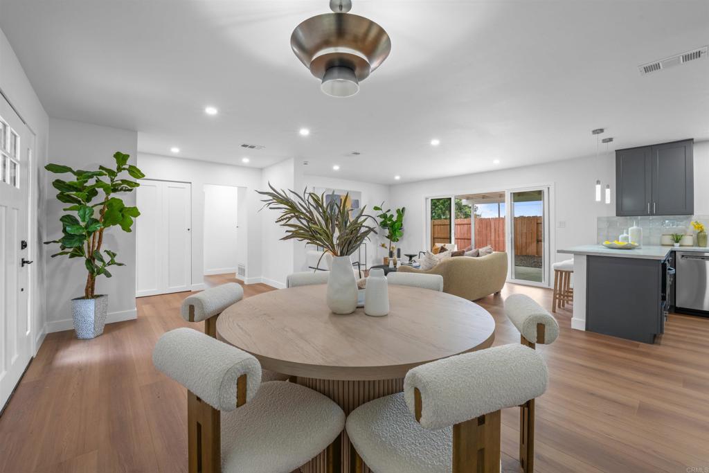 6266 Lake Aral Drive