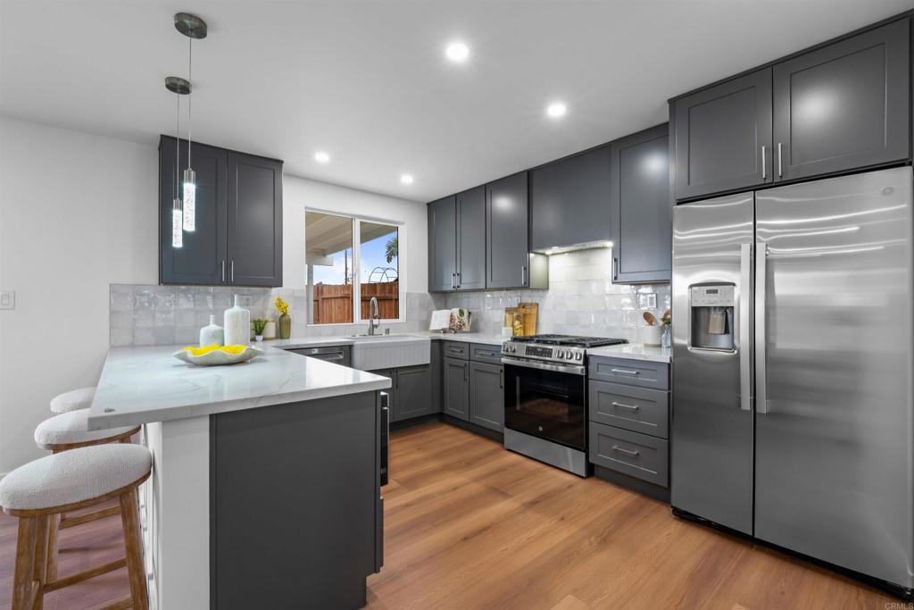 6266 Lake Aral Drive