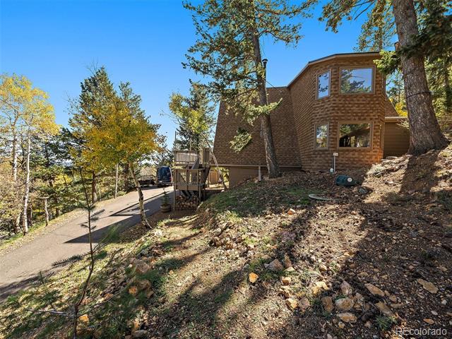 513 Hyland Drive
