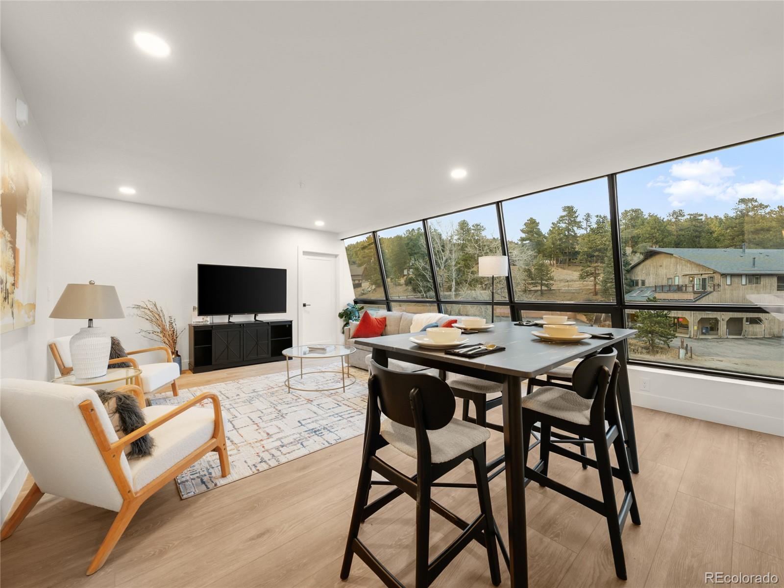 27972 Meadow Drive Unit: 220