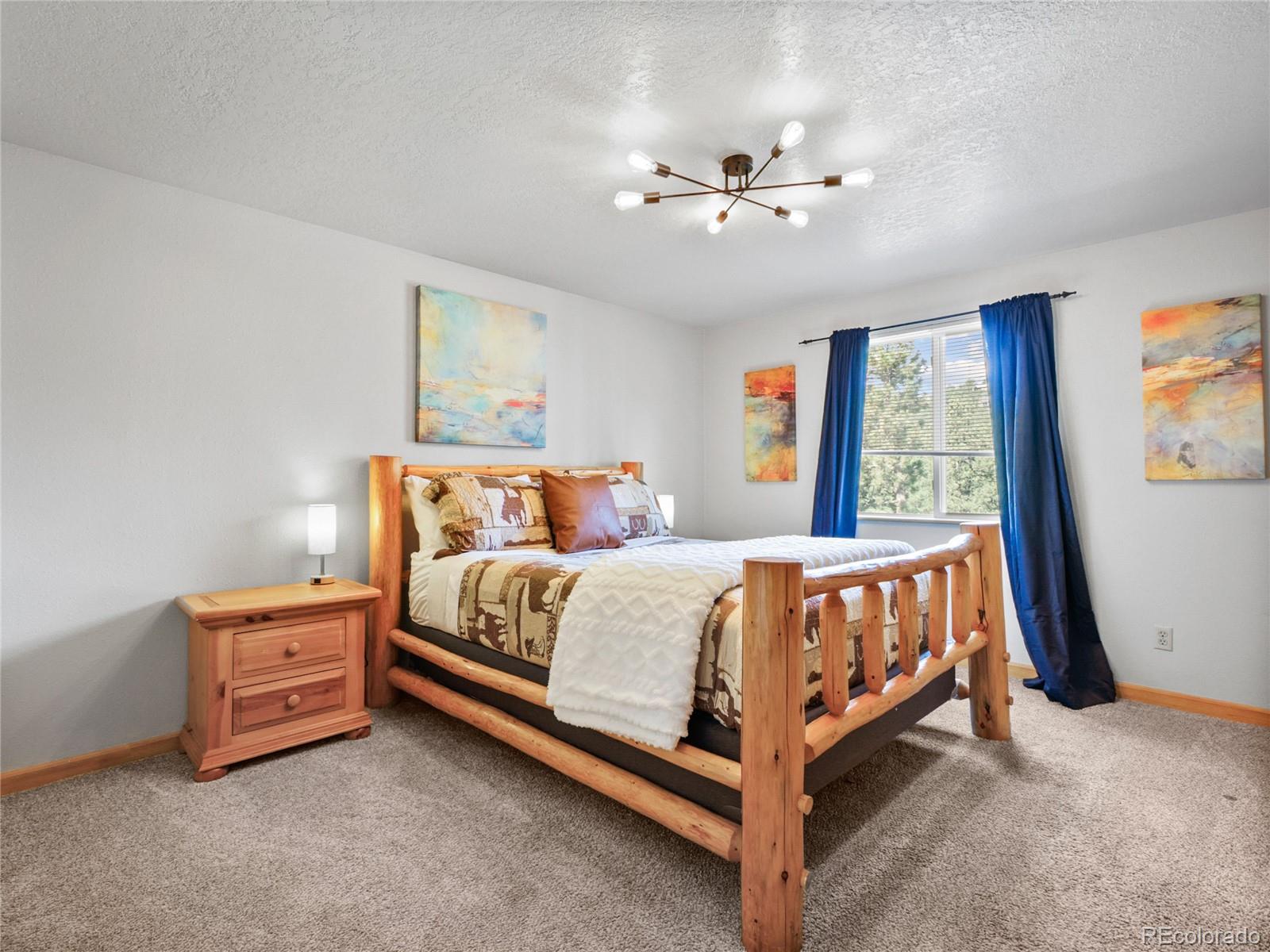 1044 S Grapevine Road