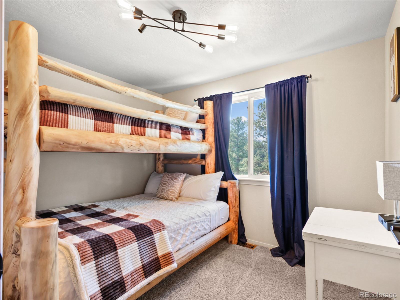 1044 S Grapevine Road