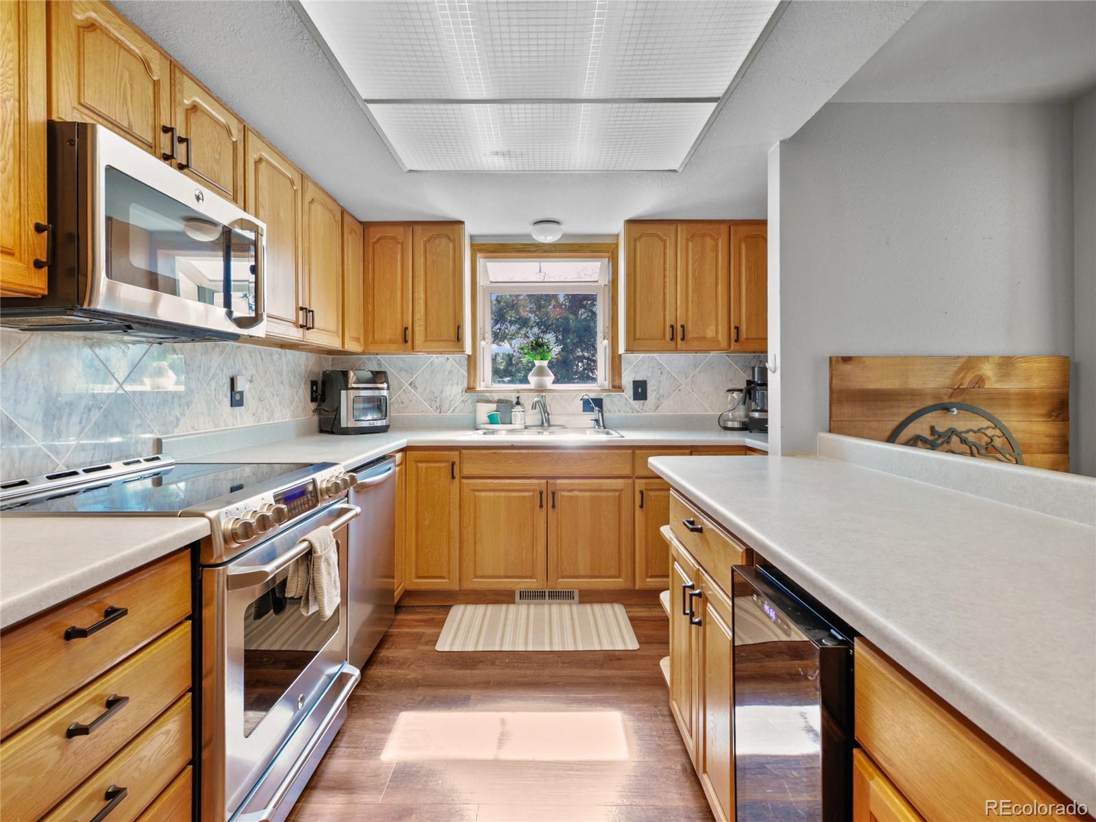 1044 S Grapevine Road