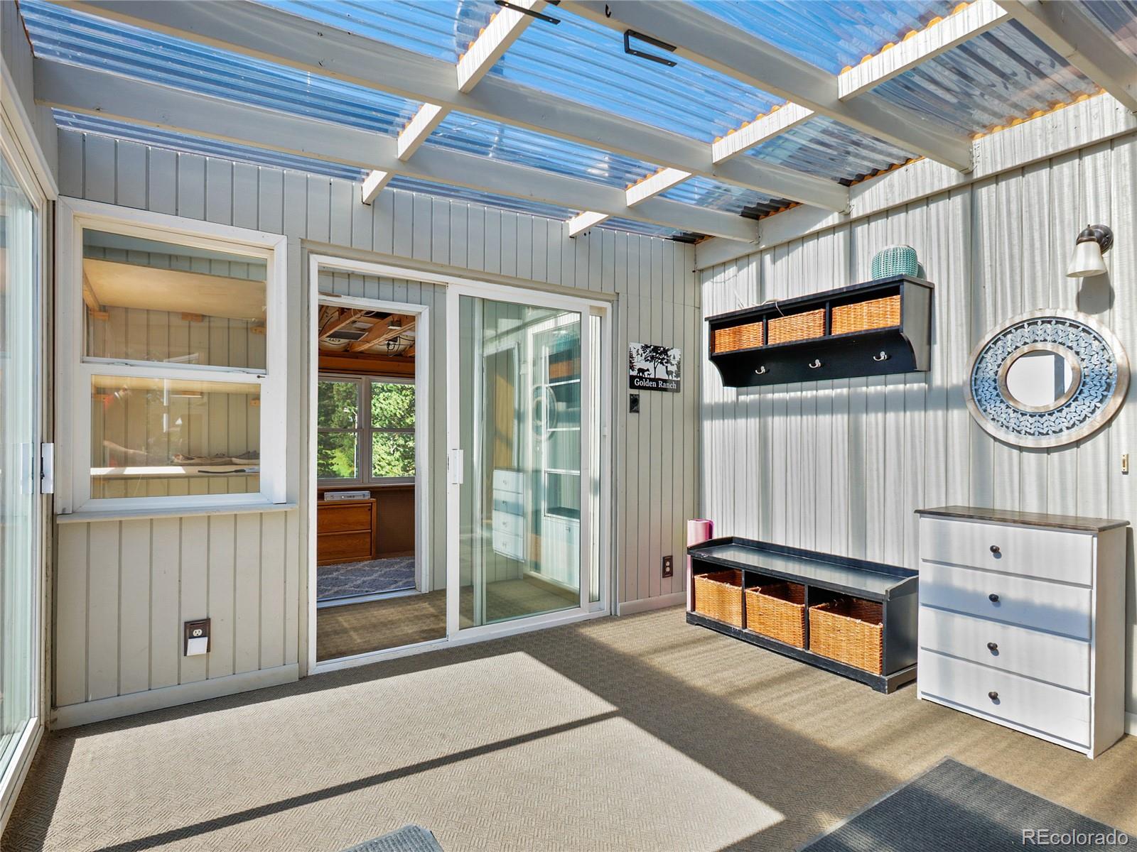 1044 S Grapevine Road