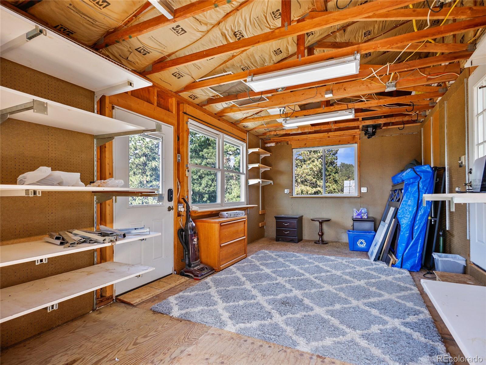 1044 S Grapevine Road