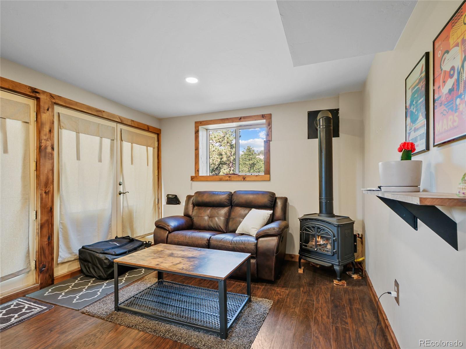 1044 S Grapevine Road