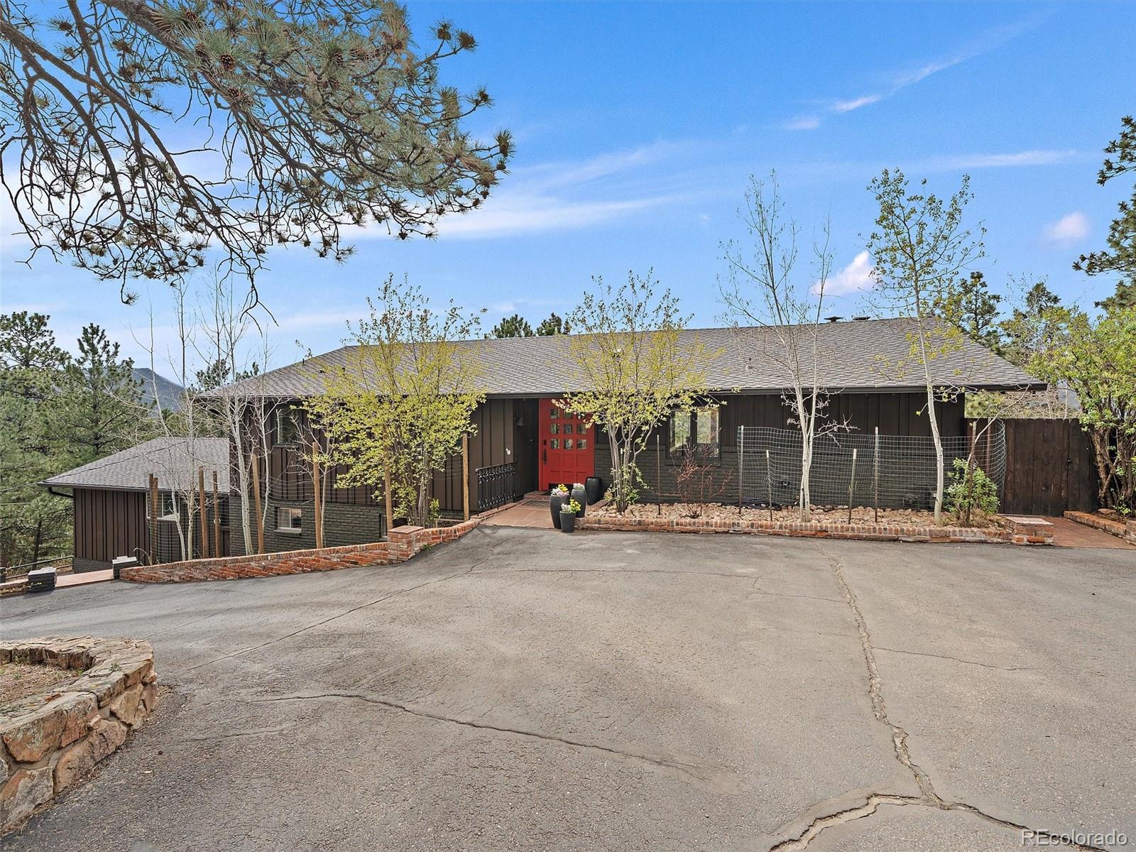 3783 Summit Lane