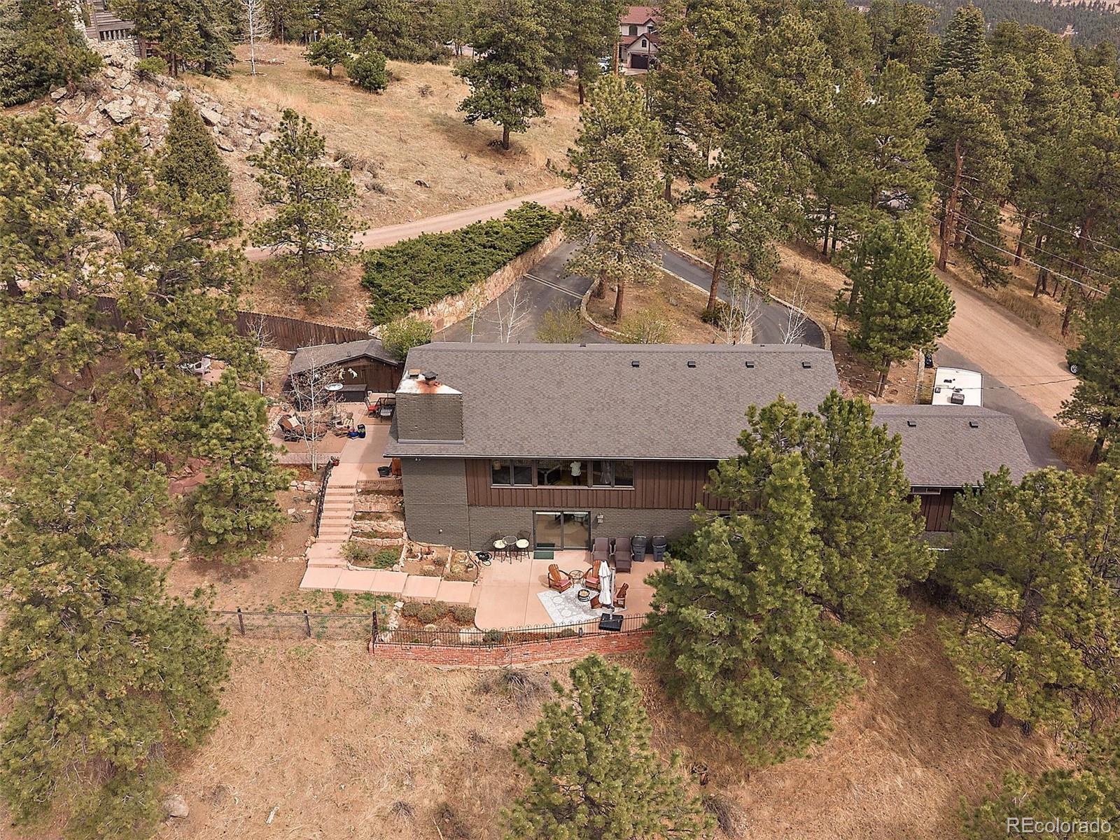 3783 Summit Lane