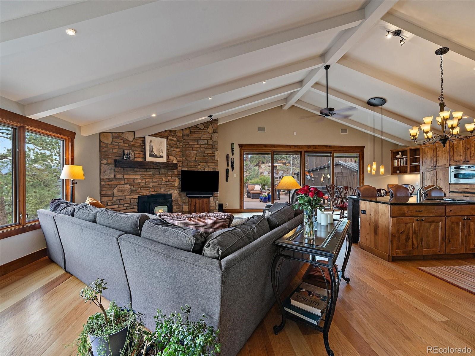 3783 Summit Lane
