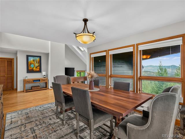 33992 Meadow Mountain Road