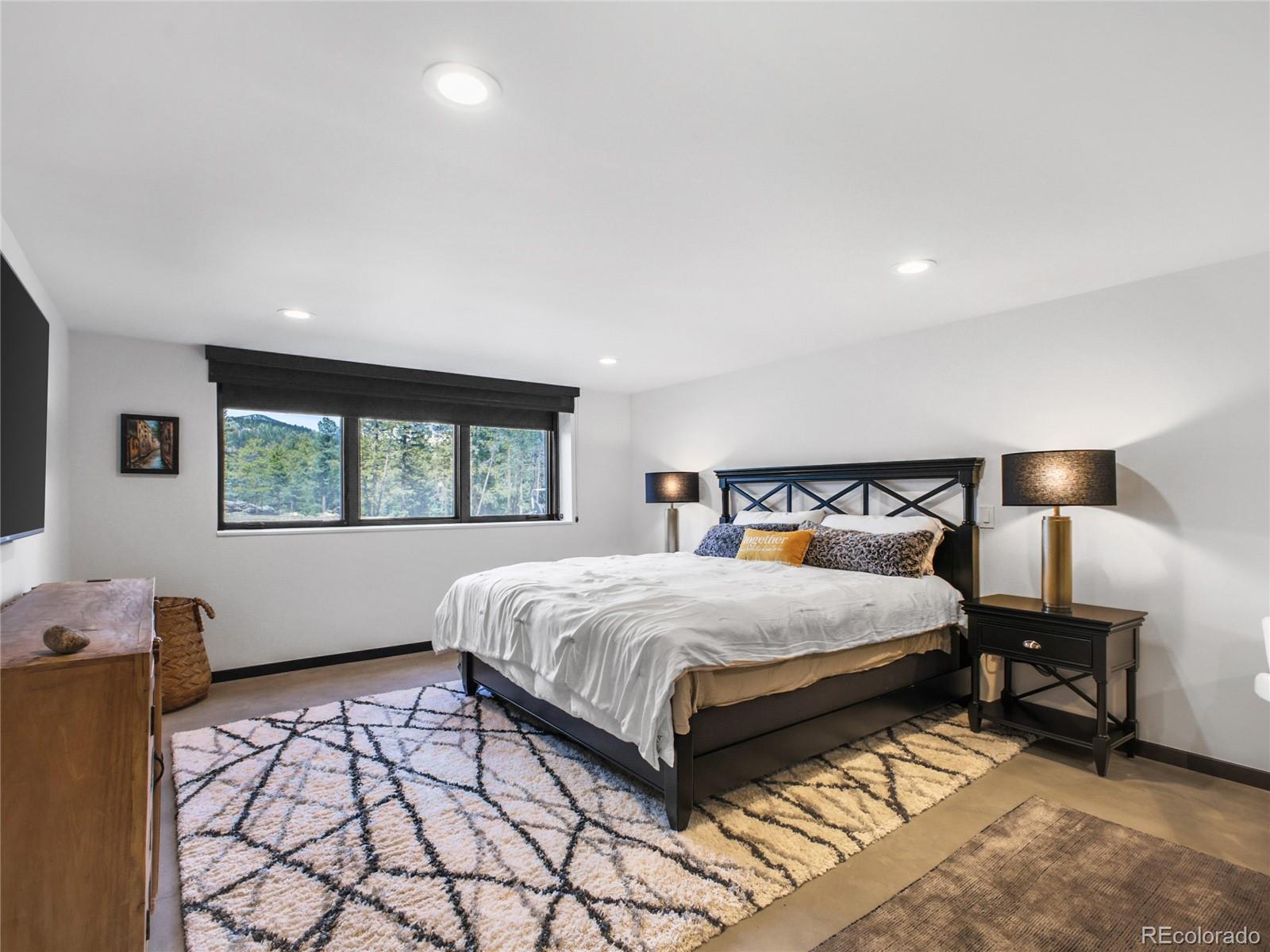 34089 Woodland Drive