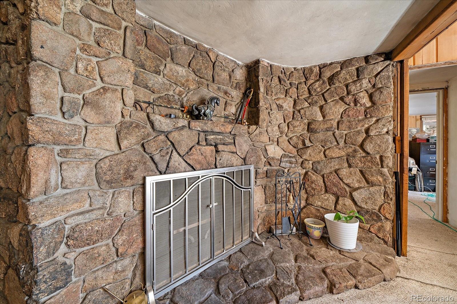 4796 S Lemasters Drive