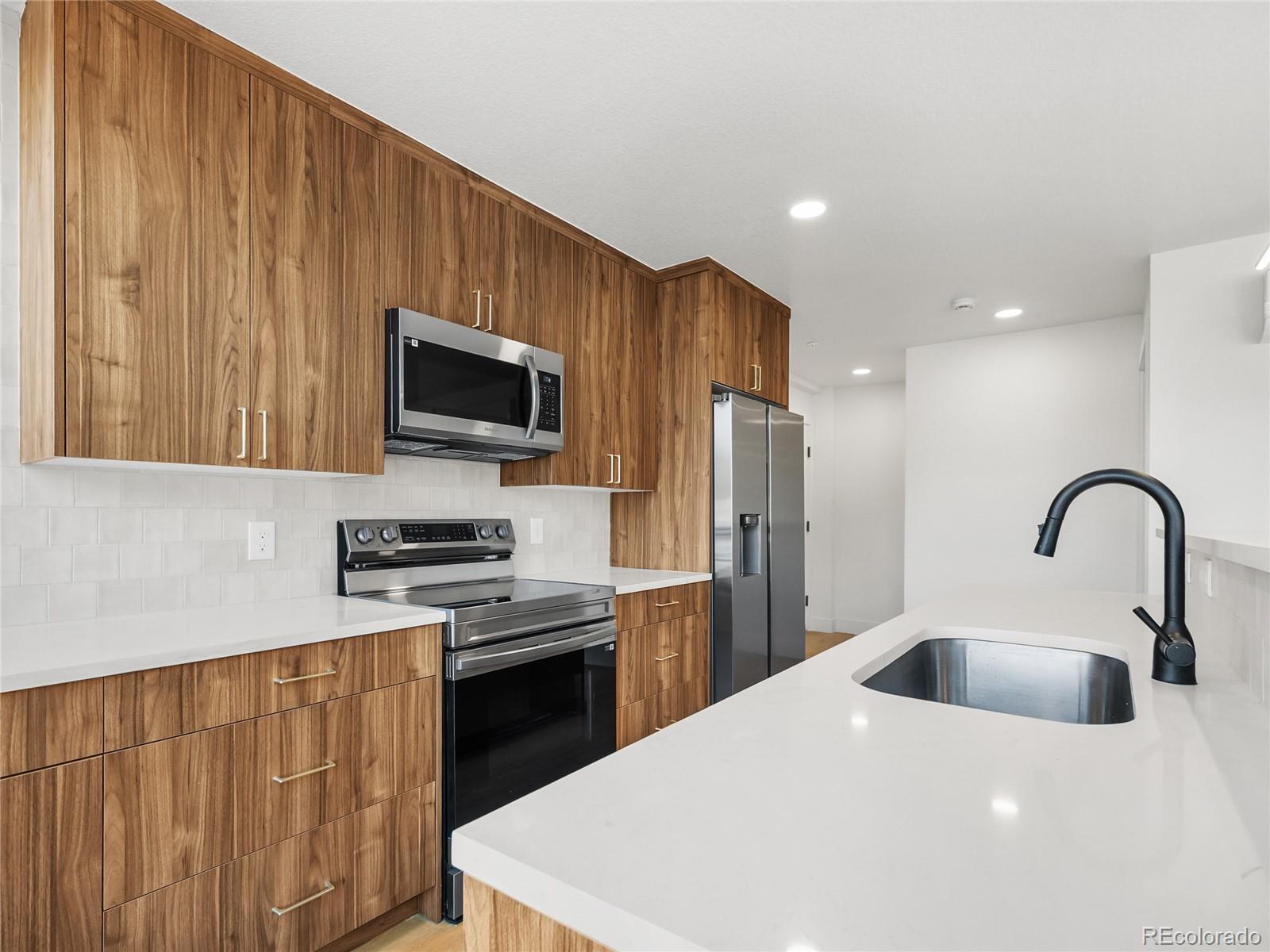 27972 Meadow Drive Unit: 210