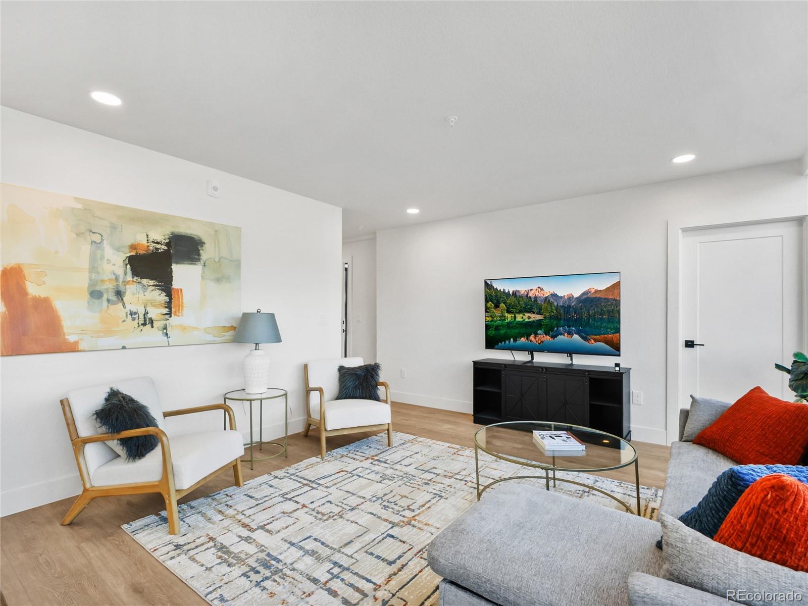 27972 Meadow Drive Unit: 210