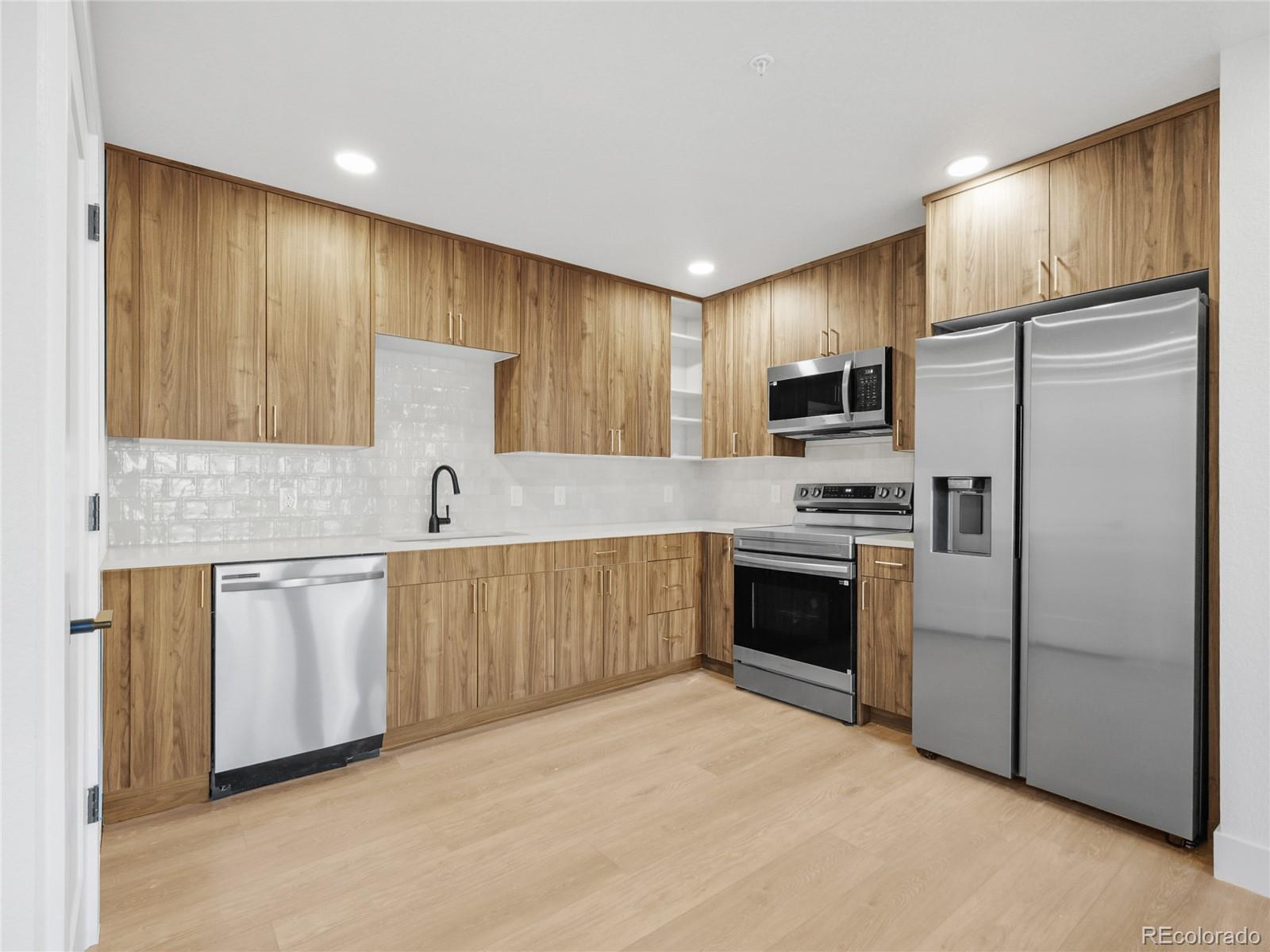 27972 Meadow Drive Unit: 120