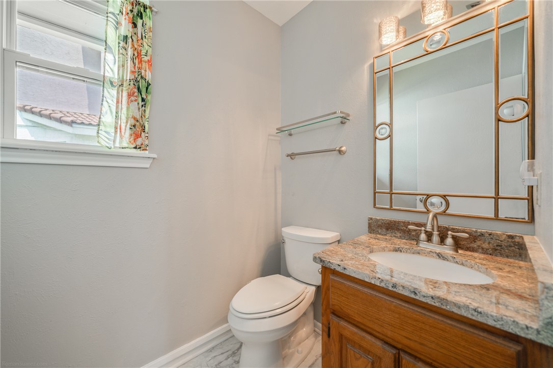 13713 Eaglesnest Bay Dr