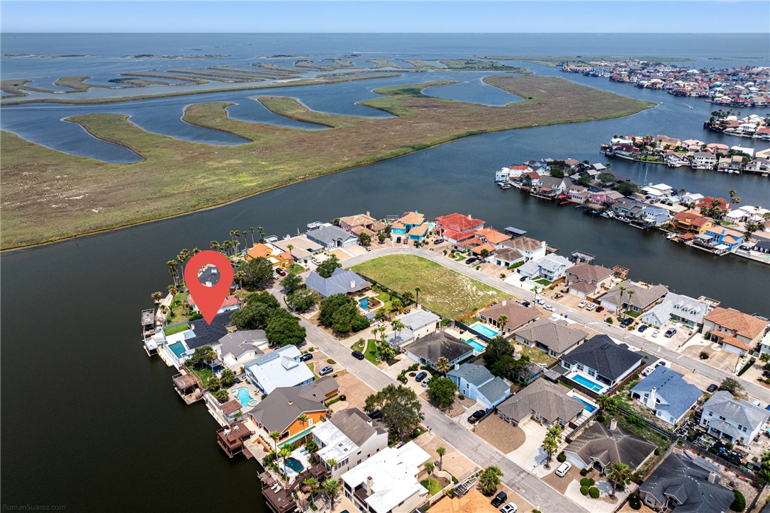 13713 Eaglesnest Bay Dr