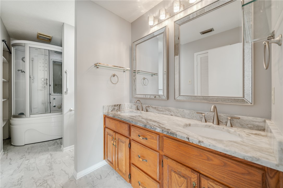 13713 Eaglesnest Bay Dr