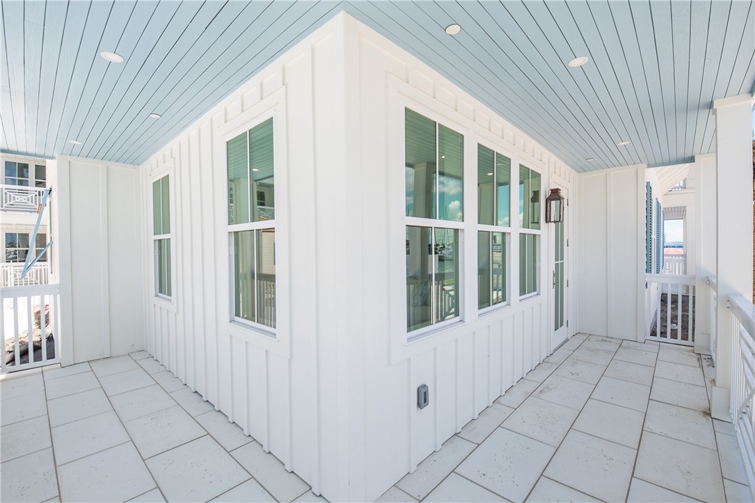 136 W Cotter Ave 4