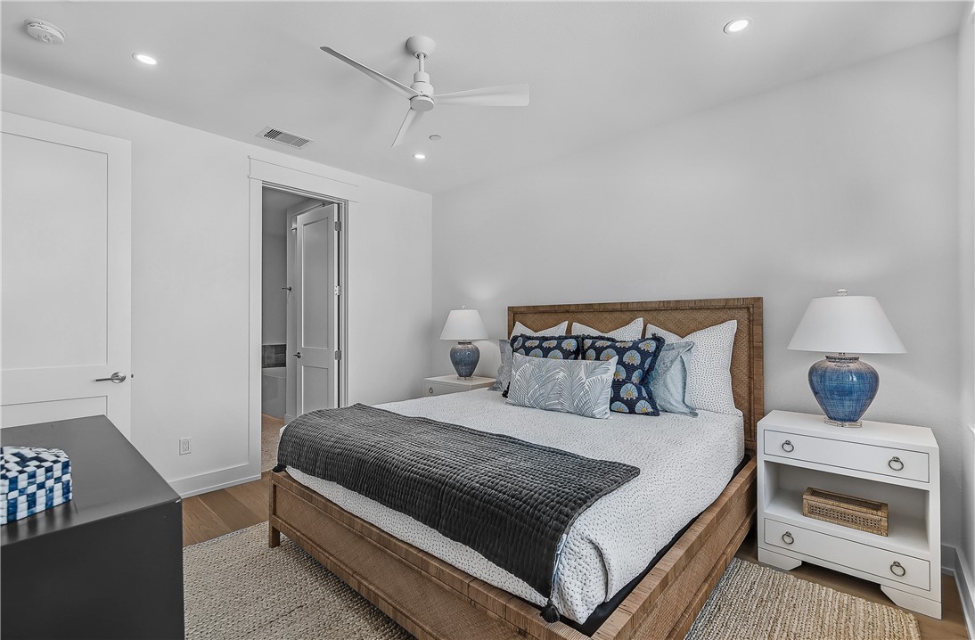 136 W Cotter Ave 4