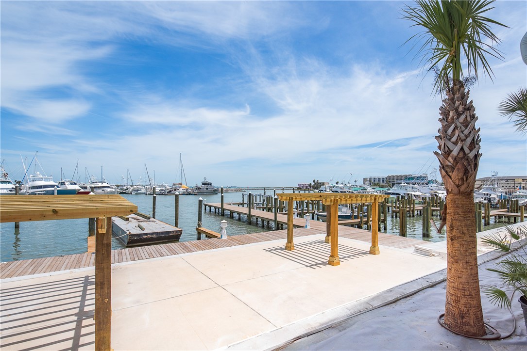 136 W Cotter Ave 6