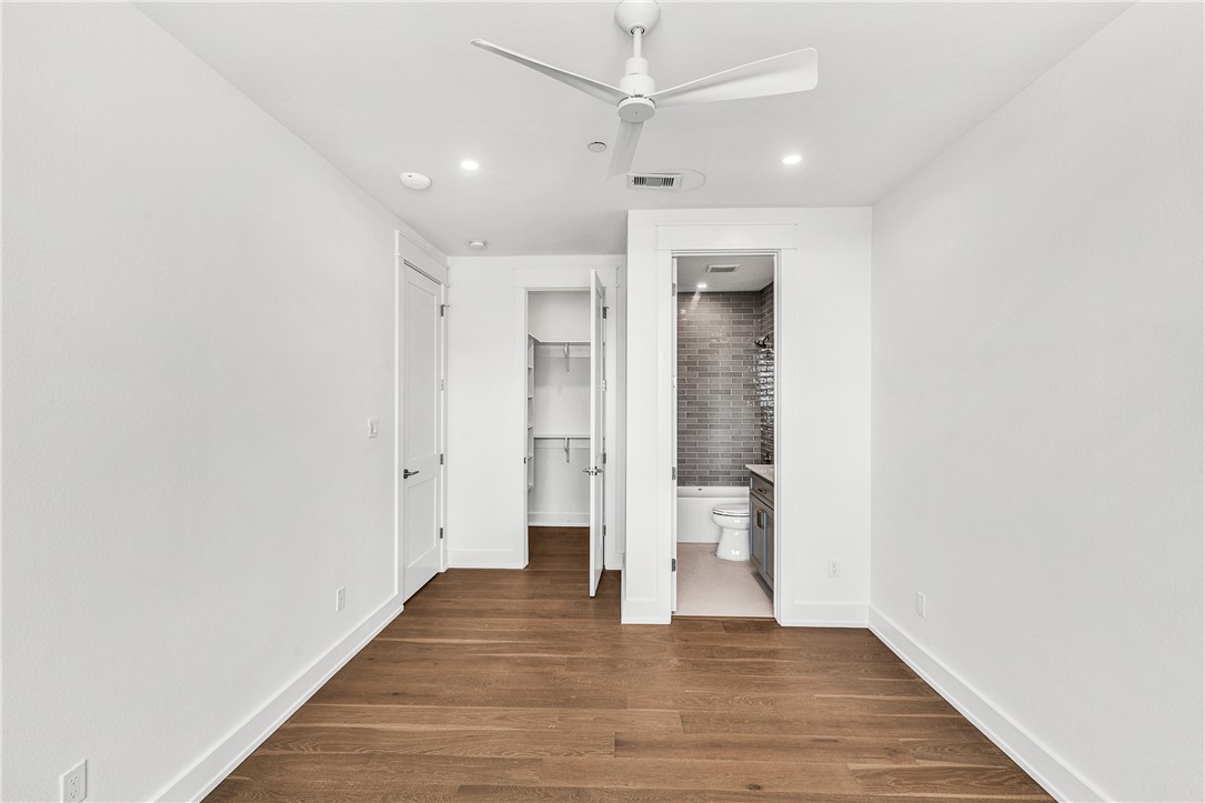 136 W Cotter Ave 6