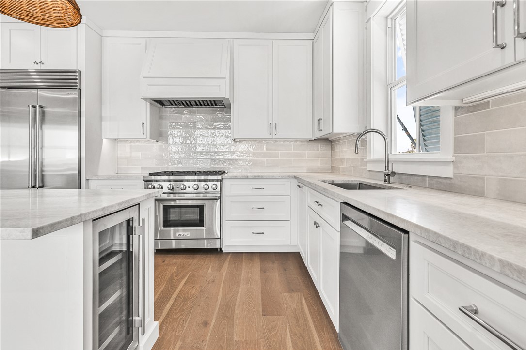 136 W Cotter Ave 6