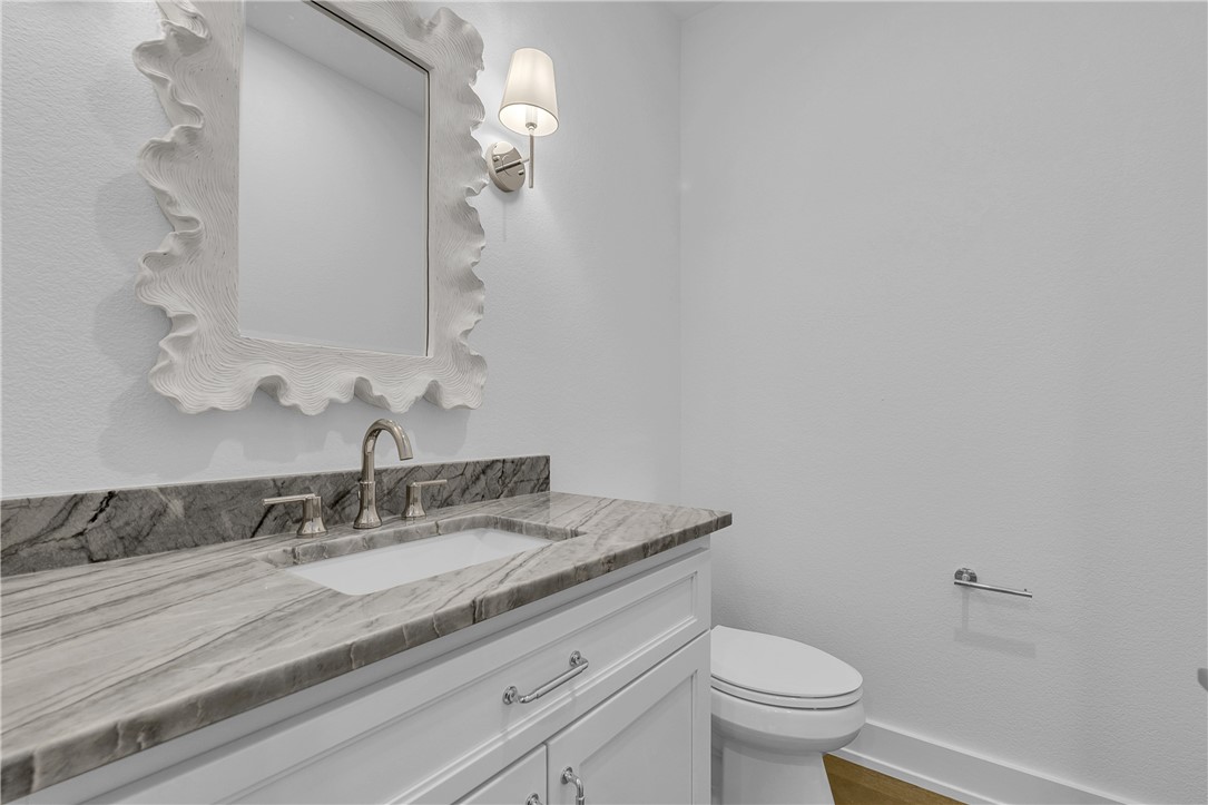 136 W Cotter Ave 8