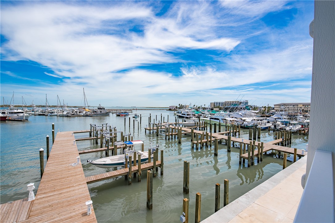 136 W Cotter Ave 8