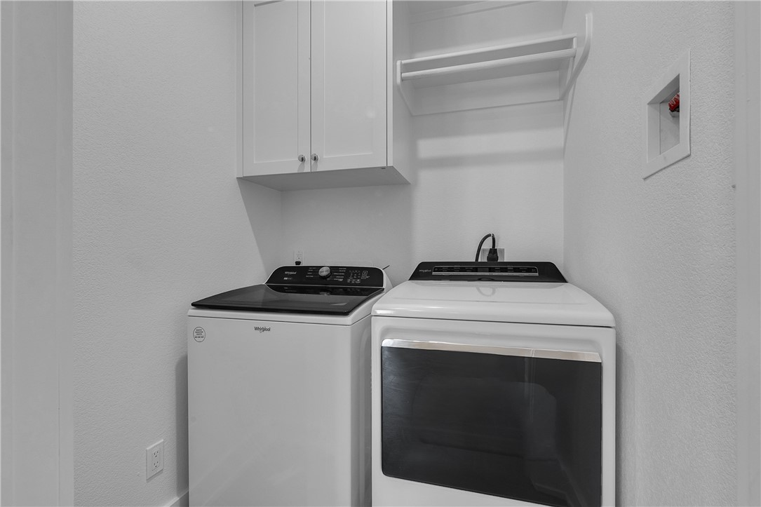 136 W Cotter Ave 8