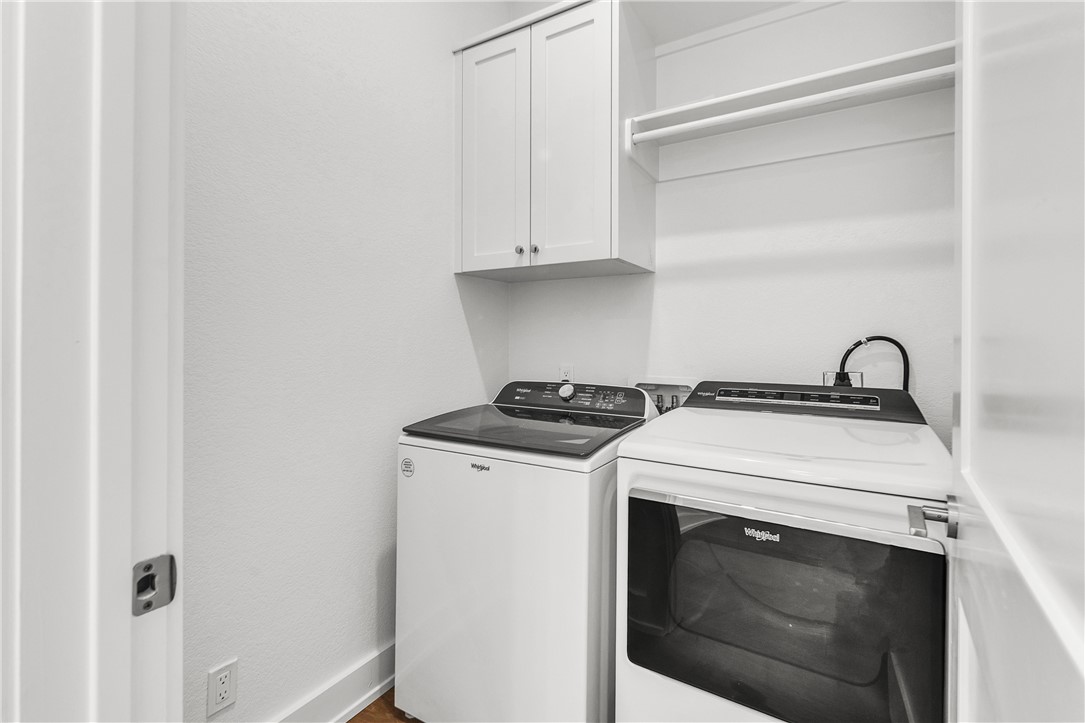 136 W Cotter Ave 11