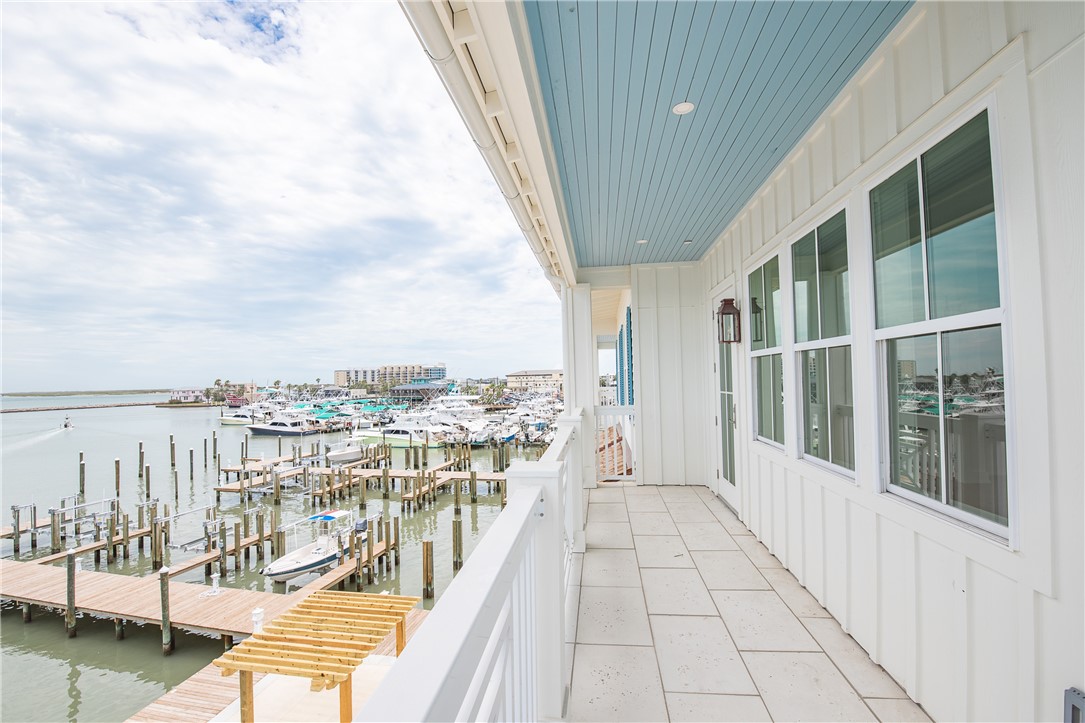 136 W Cotter Ave 14
