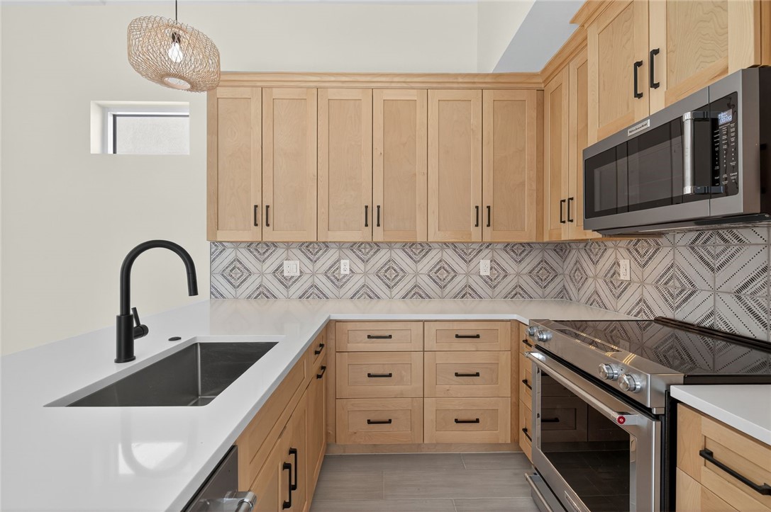 114 Porto Villageo Dr