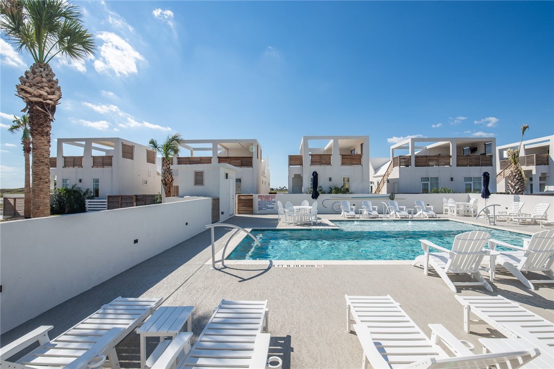 114 Porto Villageo Dr