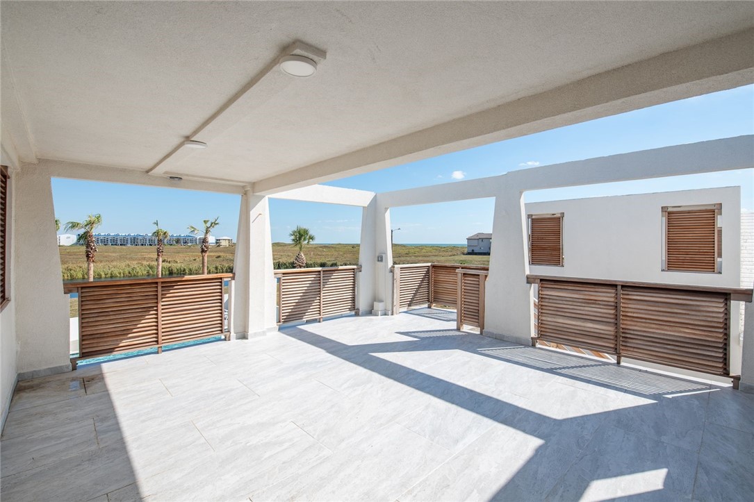 114 Porto Villageo Dr