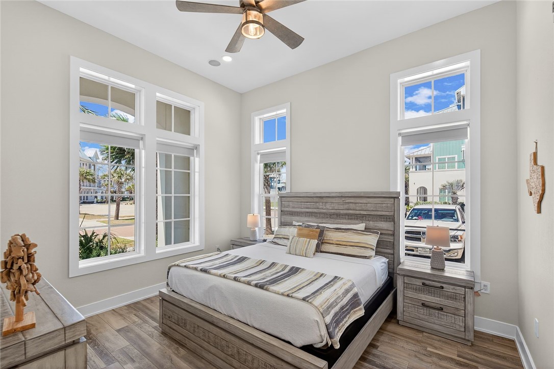 186 Sunrise Ave