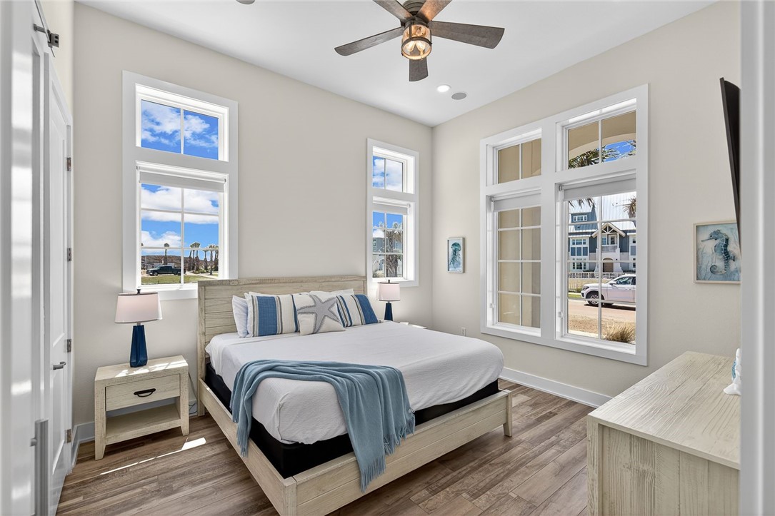 186 Sunrise Ave