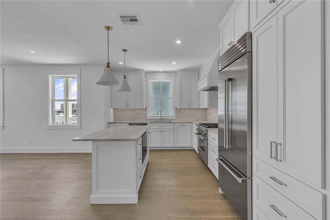 136 W Cotter Ave 24