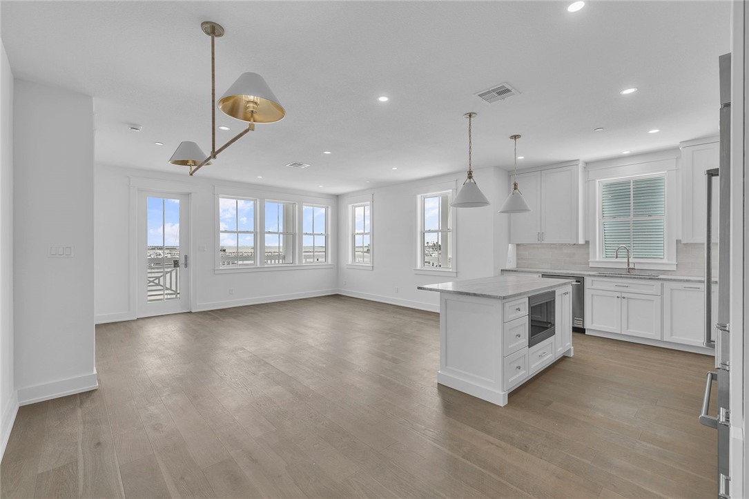 136 W Cotter Ave 24